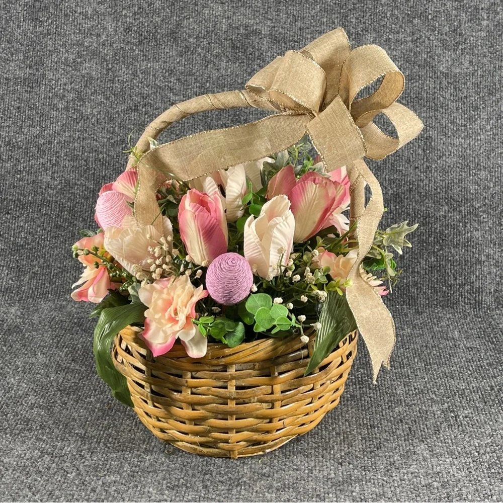* Spring Tulip Basket Centerpiece